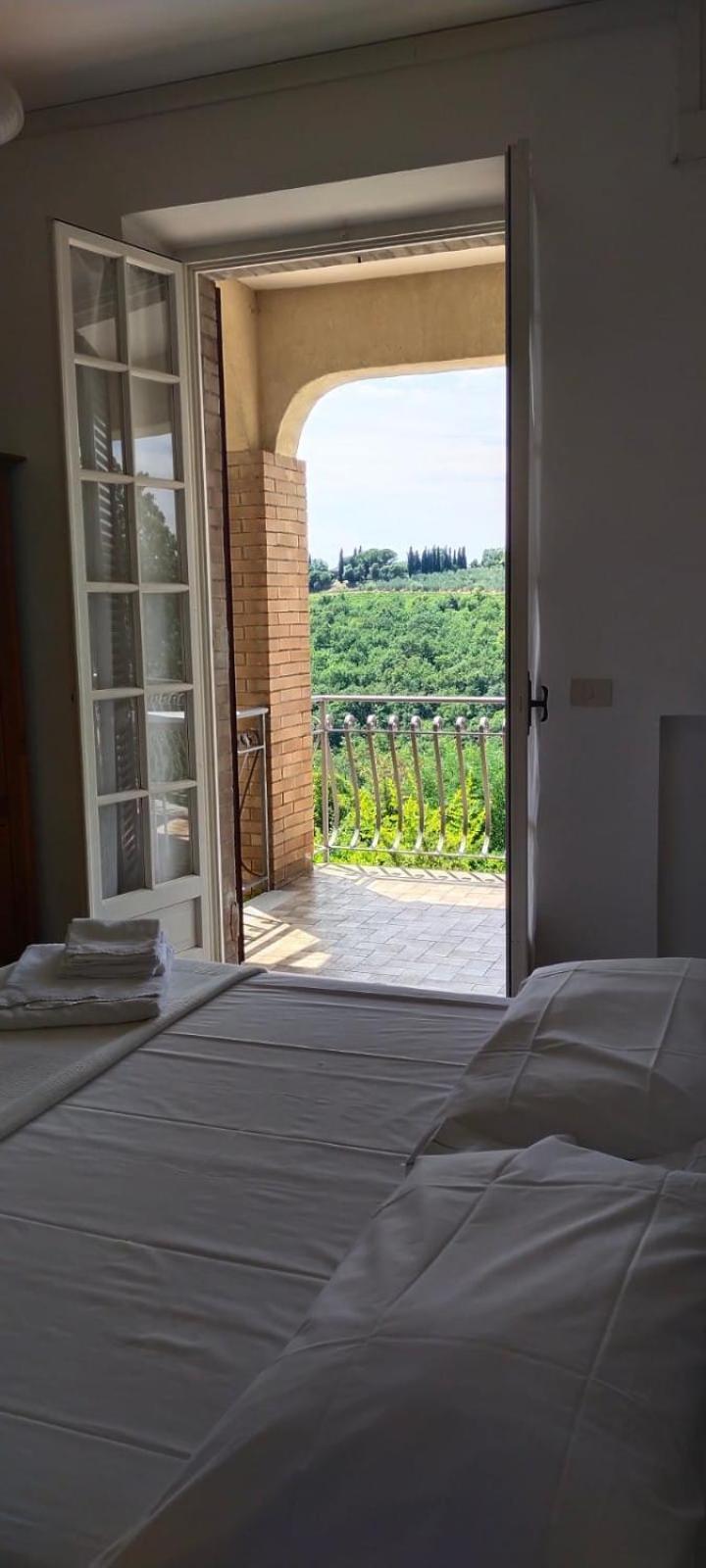 Villa Santa Margherita - La Suvera Ponte A Bozzone Eksteriør billede